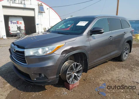 2016 Toyota Highlander Xle V6 z USA, uszkodzony, nr VIN 5TDJKRFH2GS500751